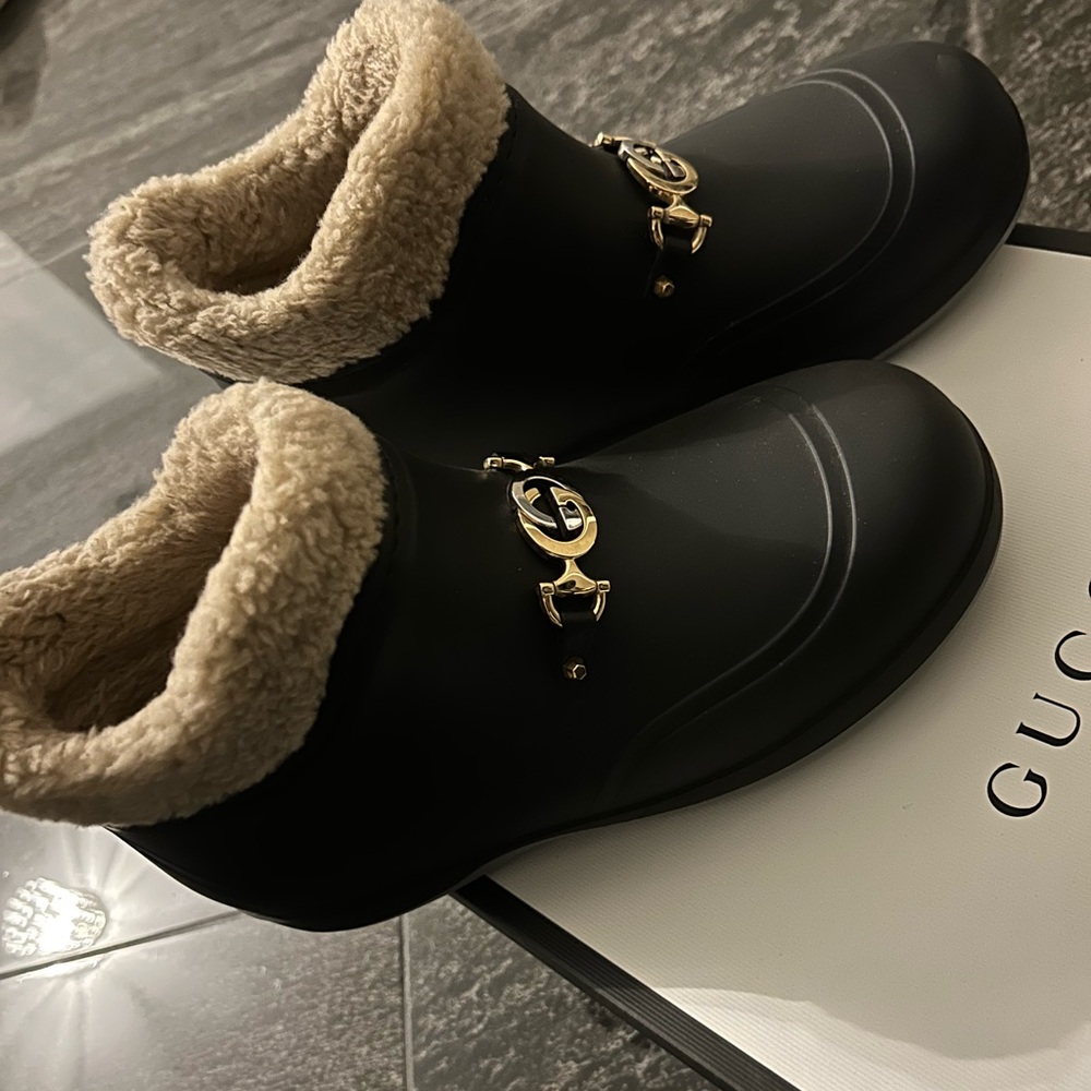 Gucci Horesbit Rain Fur Booties